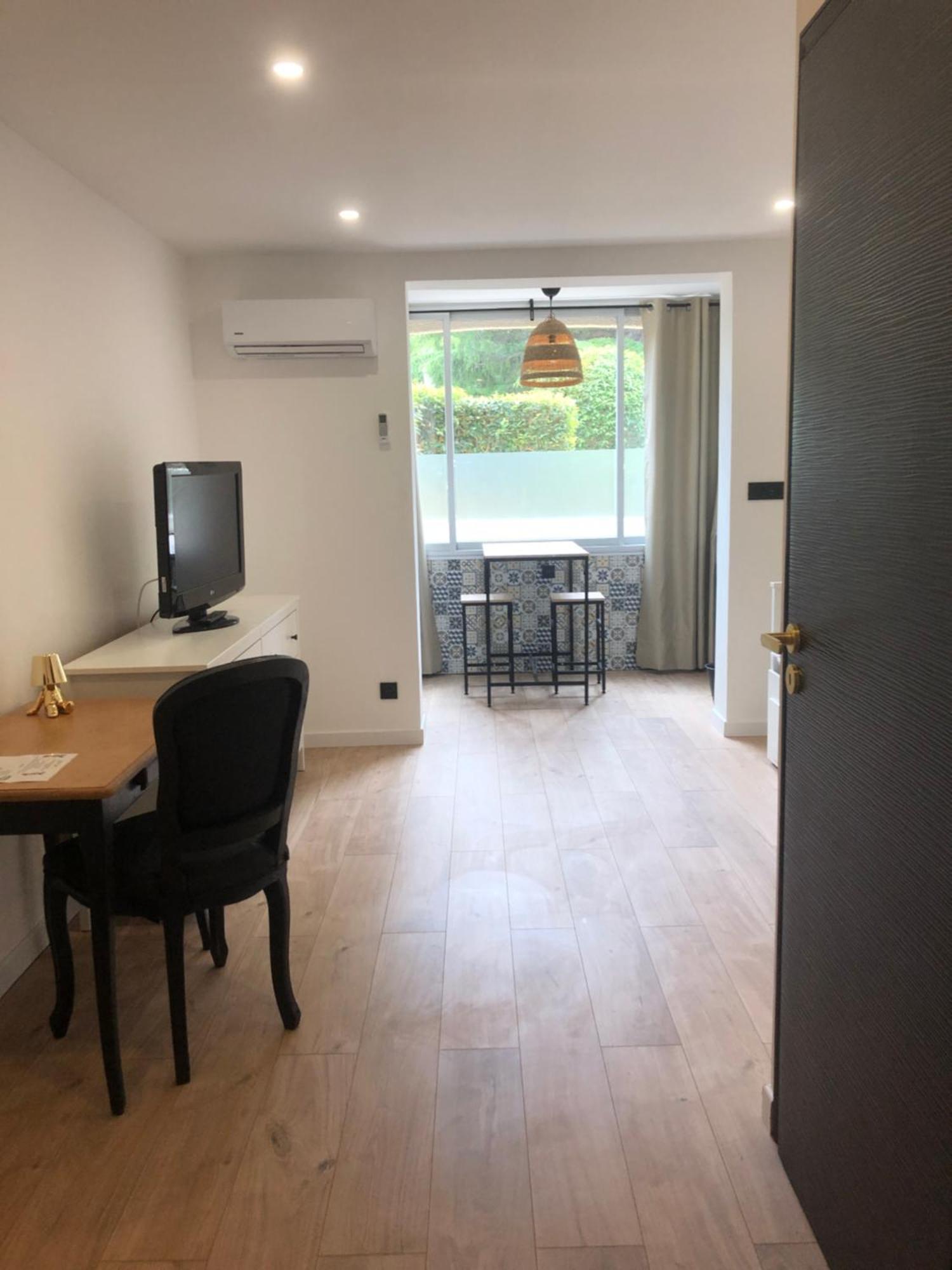 Valeur Sure Sanary Parking Prive Apartment Екстериор снимка